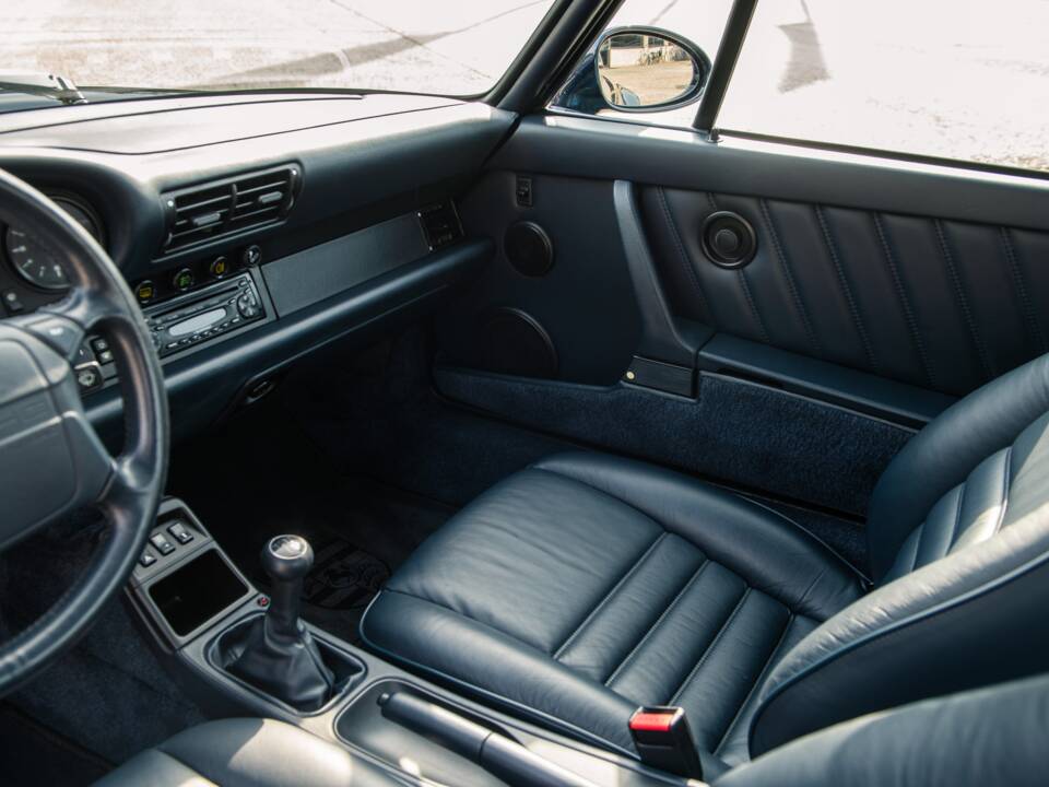 Image 21/27 de Porsche 911 Turbo 3.3 (1991)