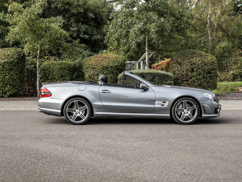 Afbeelding 18/47 van Mercedes-Benz SL 63 AMG (2008)