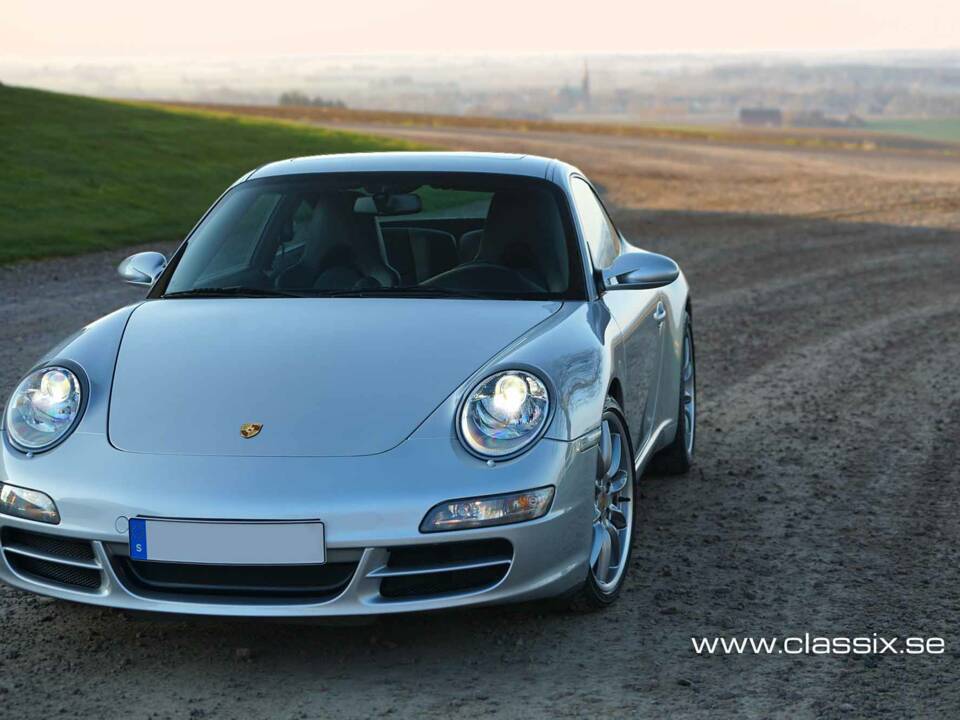 Imagen 19/27 de Porsche 911 Carrera (2008)