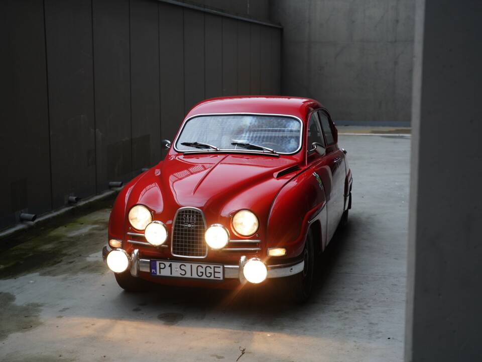 Image 3/100 of Saab 96 (1964)