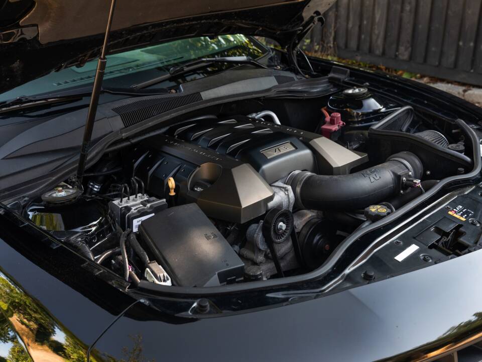 Image 13/33 de Chevrolet Camaro (2015)