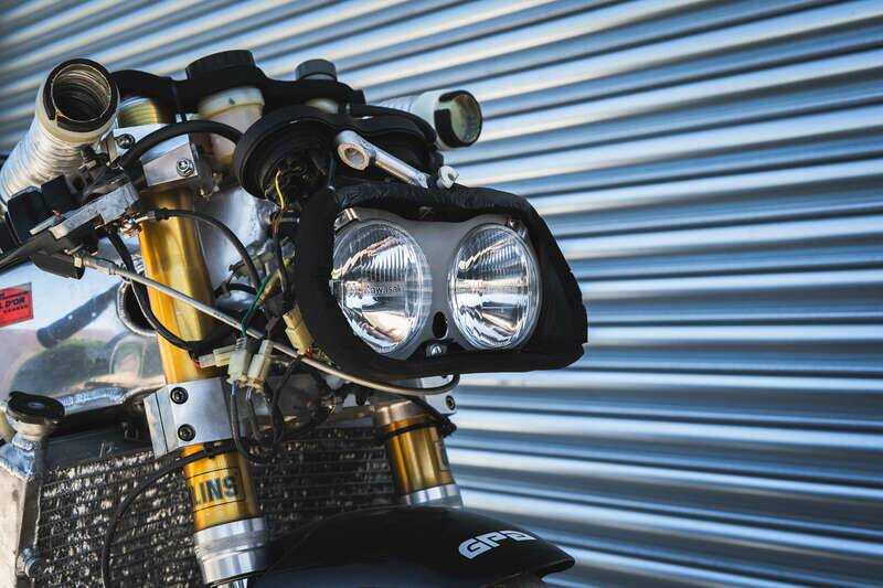 Bild 21/50 von Kawasaki ZX-R 750 (1989)