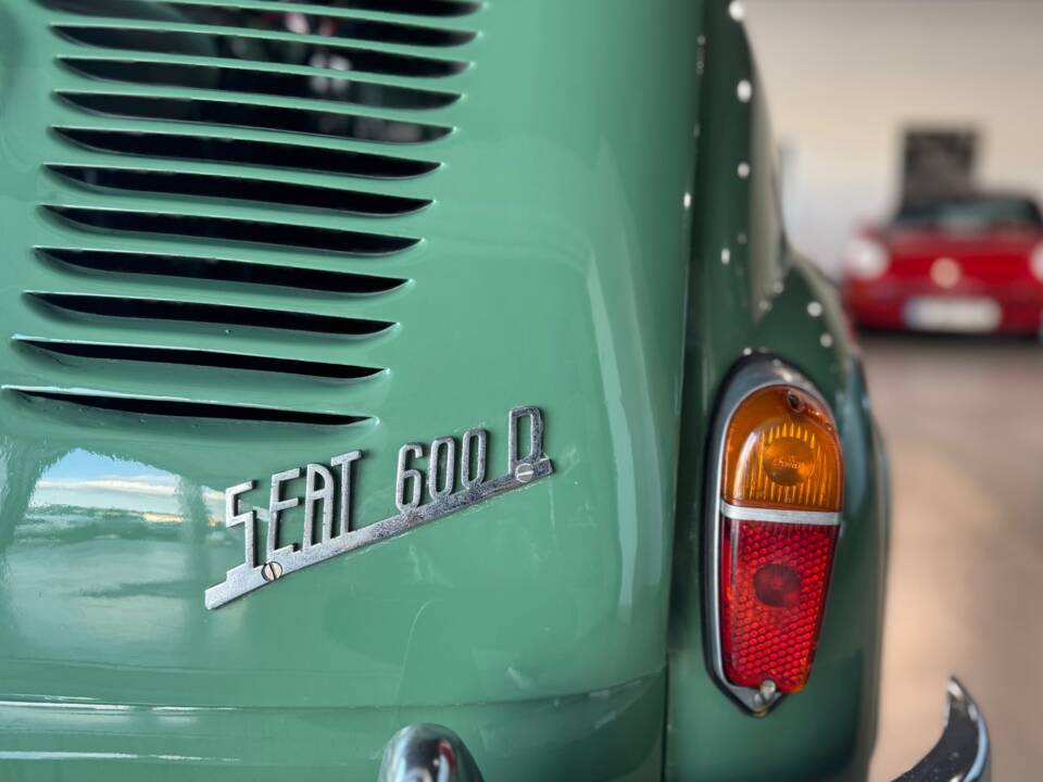 Immagine 10/36 di SEAT 600 D (1966)
