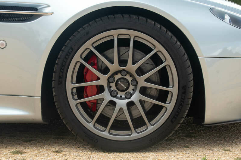 Bild 35/50 von Aston Martin V8 Vantage (2006)