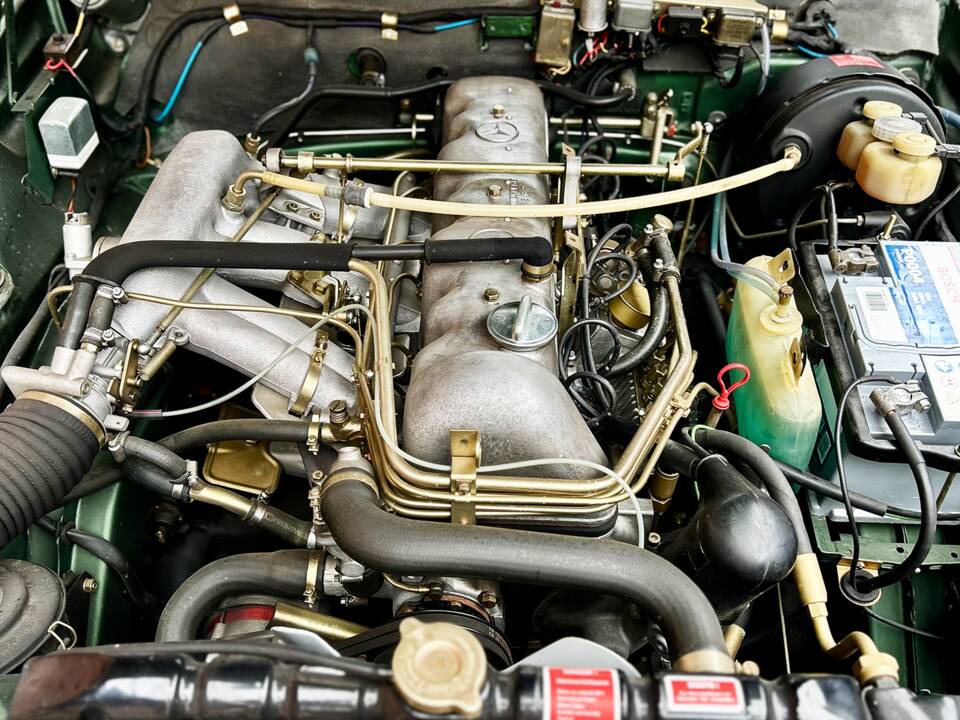 Image 15/15 of Mercedes-Benz 280 SE (1970)