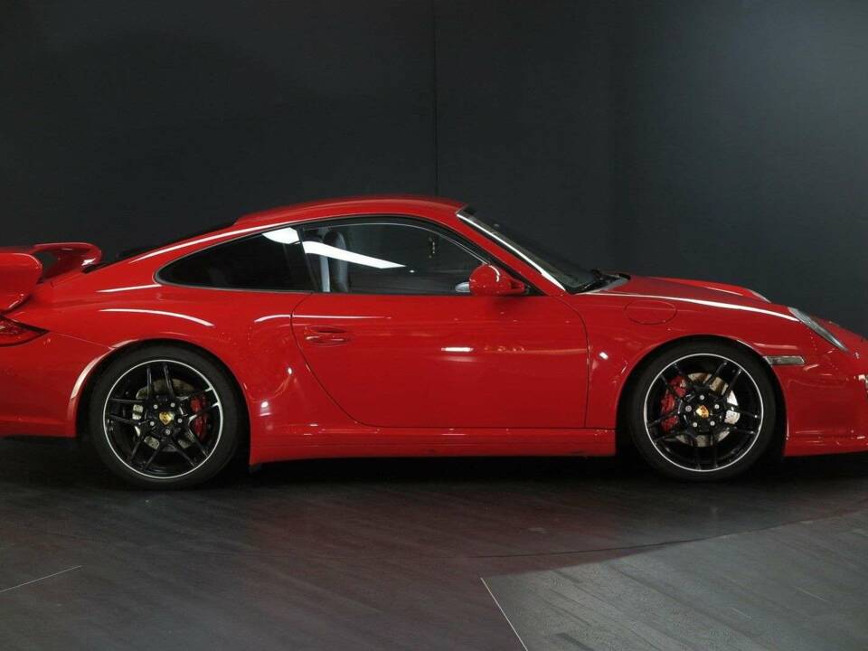 Image 7/50 of Porsche 911 Carrera 4S (2011)