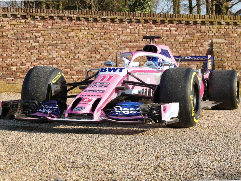 Image 6/48 of Force India VJM10 (2017)