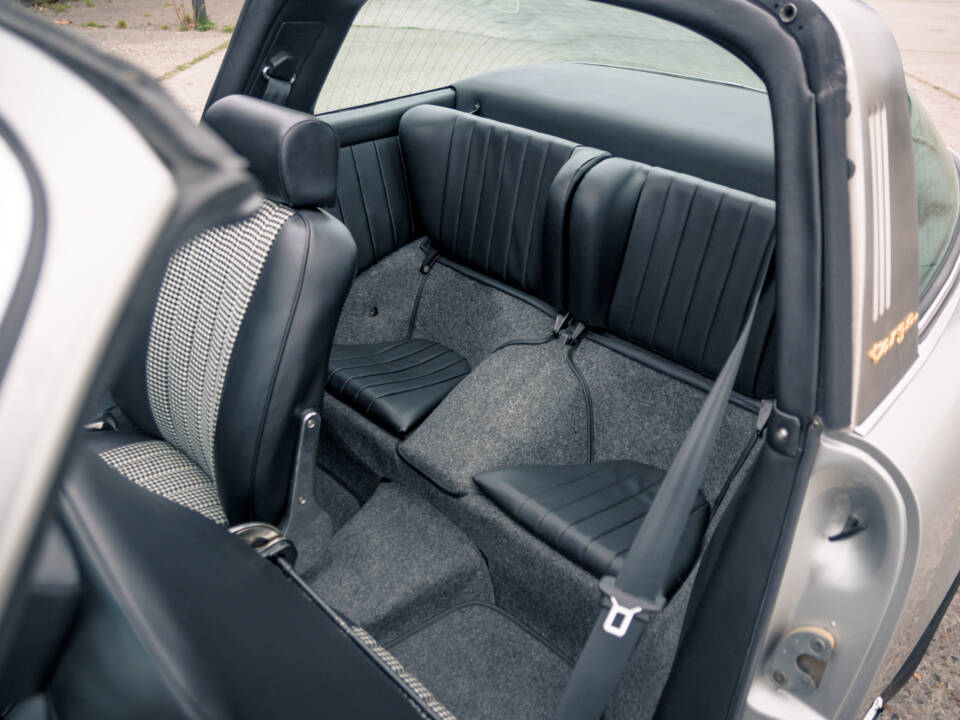 Bild 25/34 von Porsche 911 2.4 T (1972)