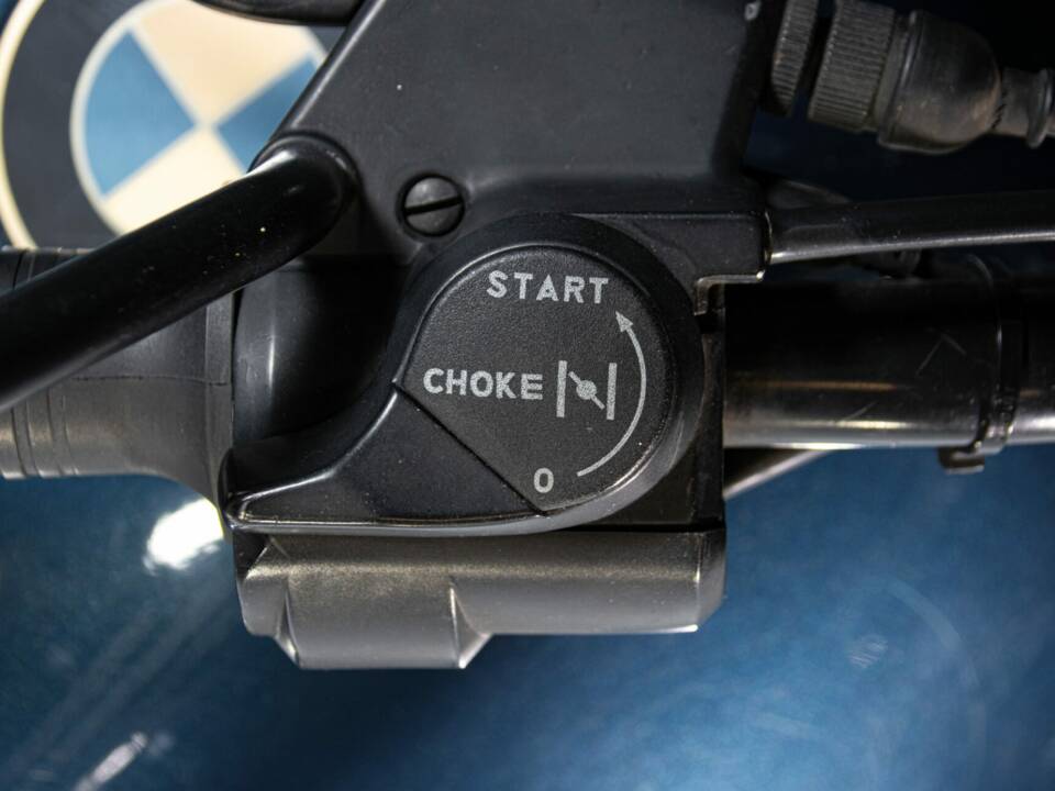 Image 45/50 of BMW K1 (1990)