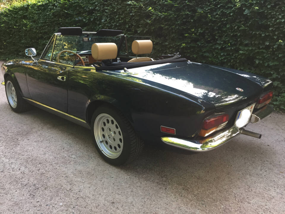Image 8/14 of FIAT 124 Spider CS2 (1978)