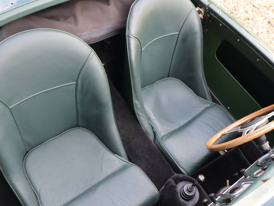Image 17/50 of MG MGA Twin Cam (1959)