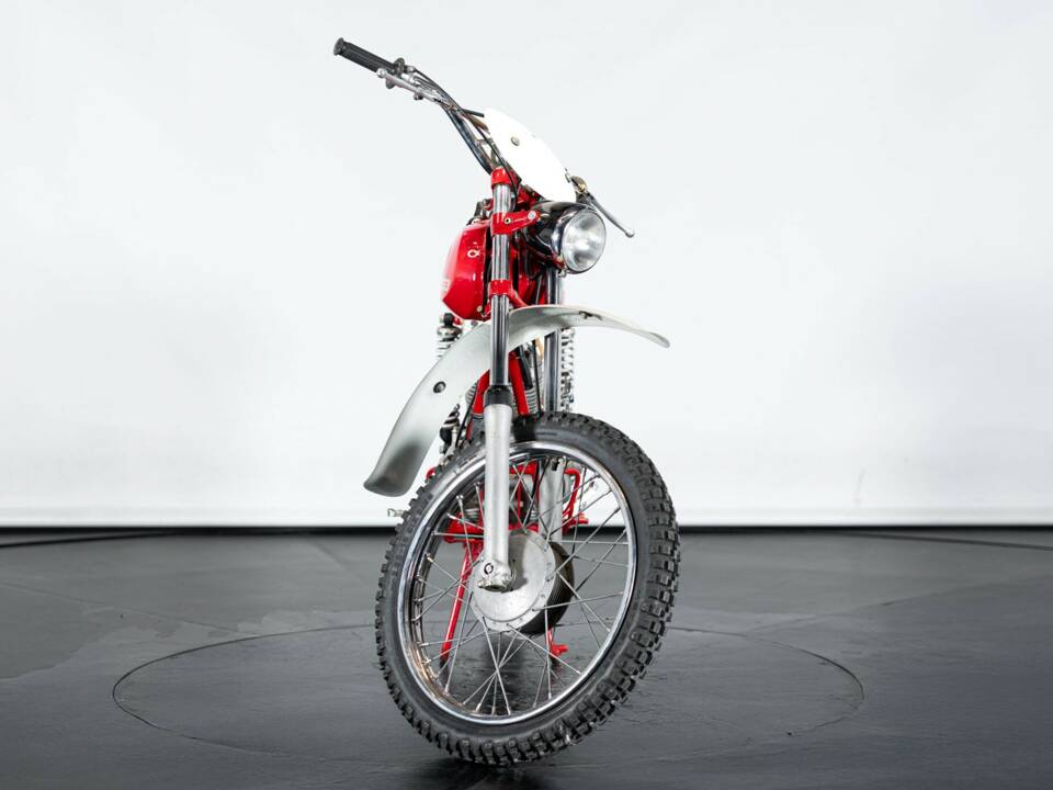 Afbeelding 7/39 van Moto Morini Corsaro 125 (1969)