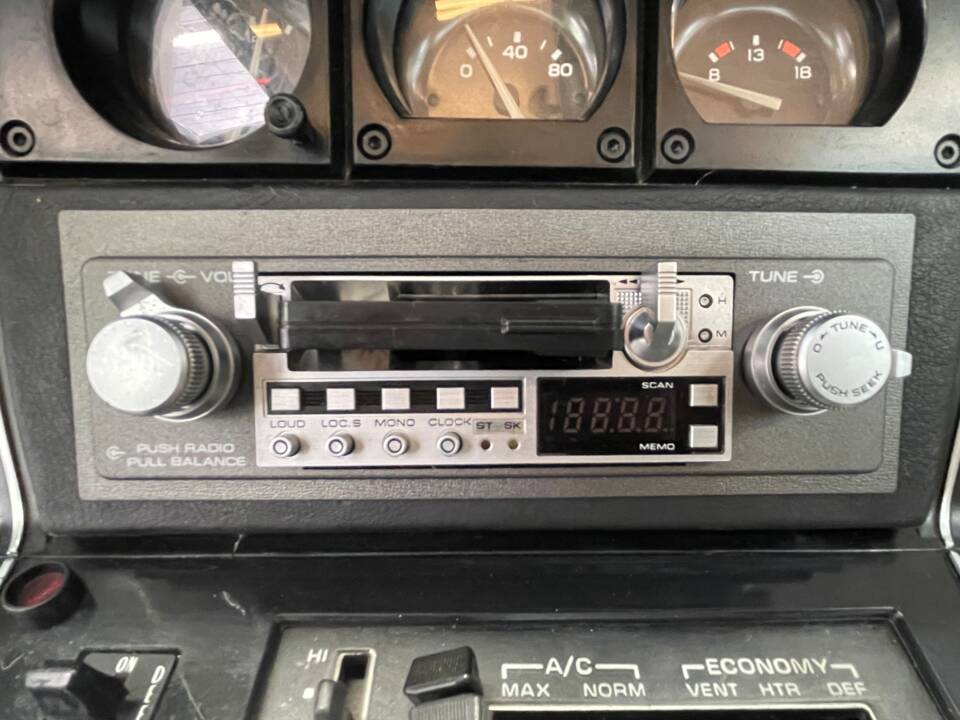 Bild 18/40 von Chevrolet Corvette 25th Anniversary (1978)