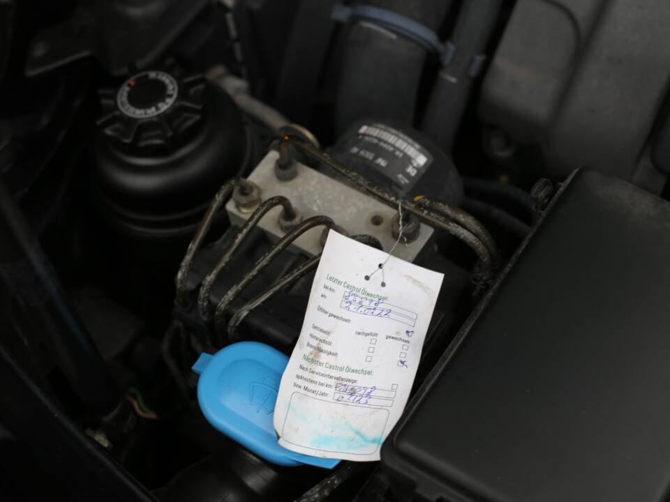 Immagine 25/45 di Jaguar XKR (2001)