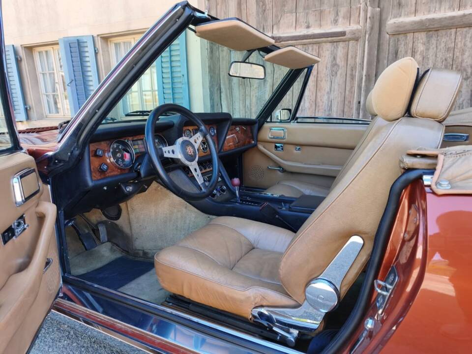 Bild 7/28 von Jensen Interceptor  MK III (1975)