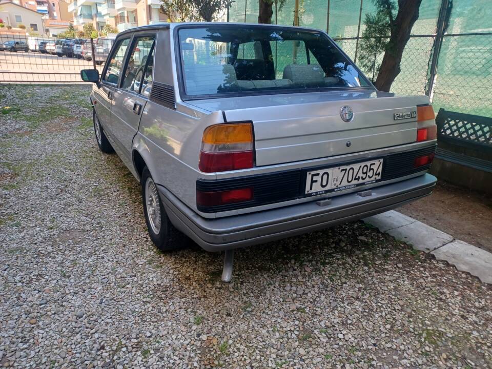 Immagine 18/81 di Alfa Romeo Giulietta 1.6 (1984)