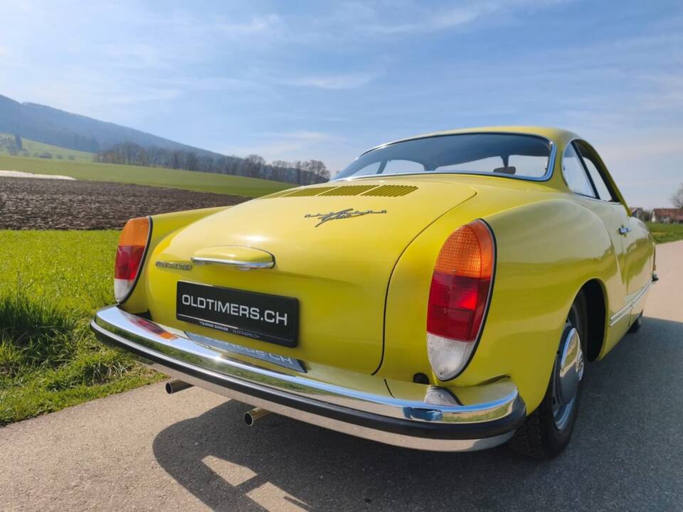 Image 19/21 of Volkswagen Karmann Ghia 1600 (1972)