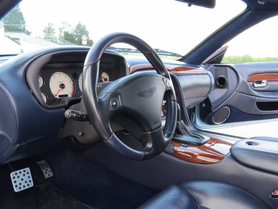 Imagen 18/49 de Aston Martin DB 7 GTA (2004)