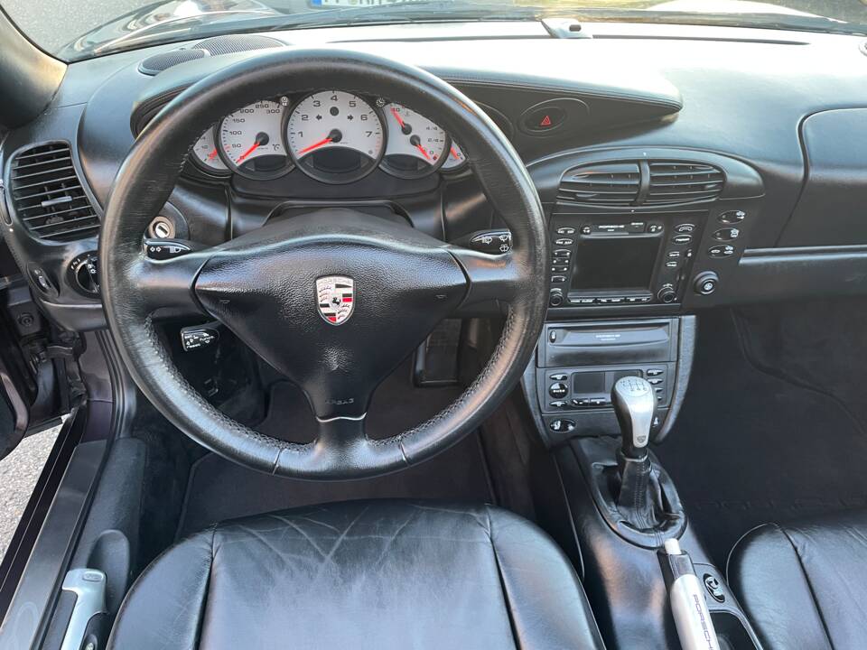 Bild 26/55 von Porsche 911 Carrera (1998)