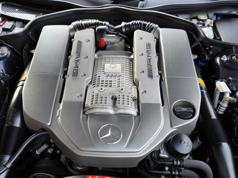 Bild 24/50 von Mercedes-Benz SL 55 AMG (2006)