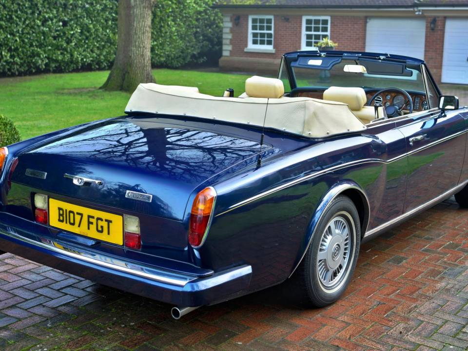 Image 5/50 of Bentley Continental (1985)
