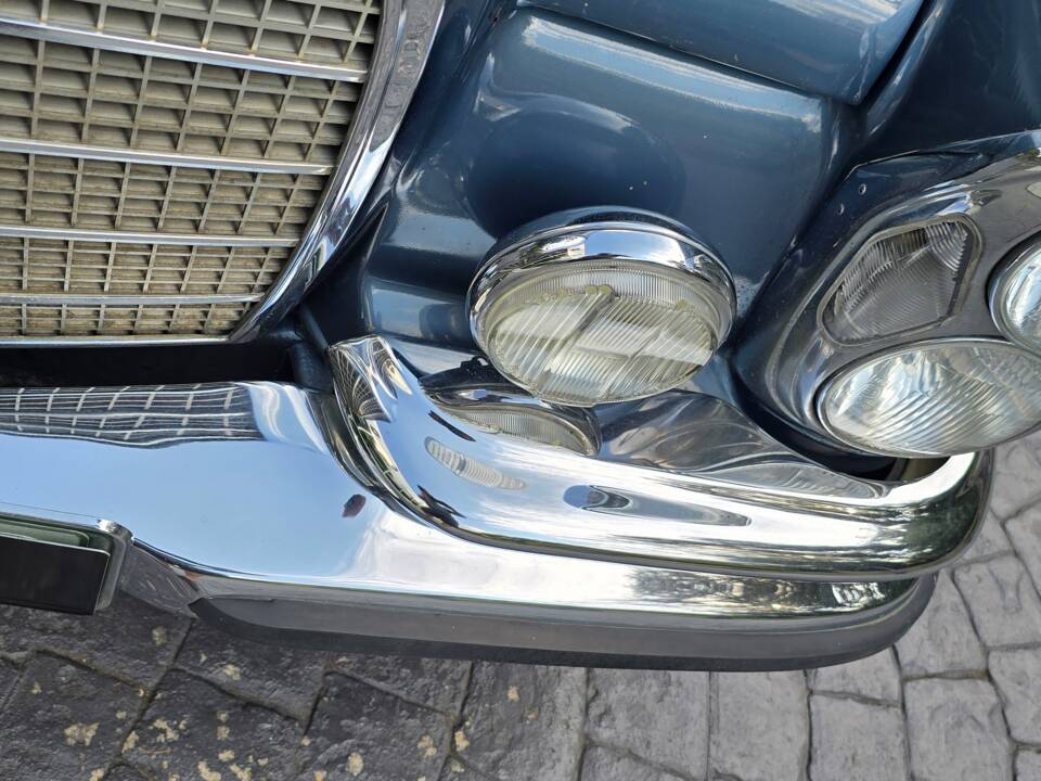 Image 10/34 of Mercedes-Benz 280 SE (1970)
