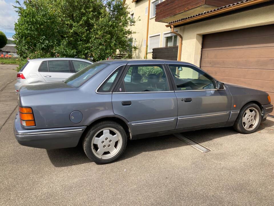 Bild 7/27 von Ford Scorpio 3.0 (1991)