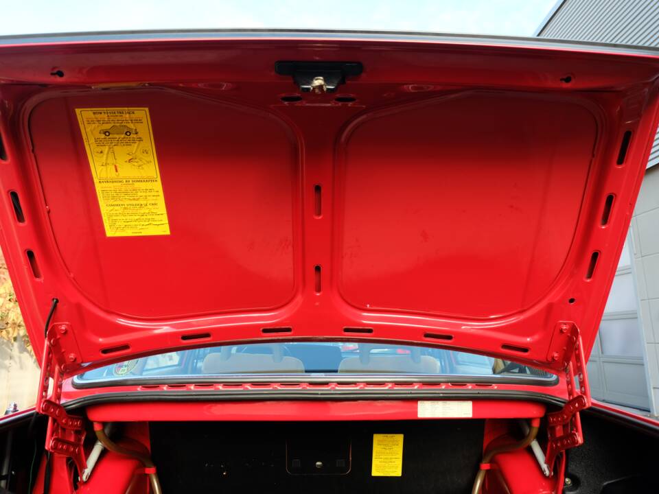 Image 66/75 de Volvo 240 (1986)