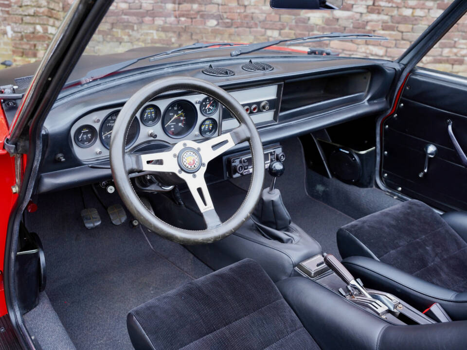 Imagen 3/50 de FIAT 124 Sport Spider (1973)