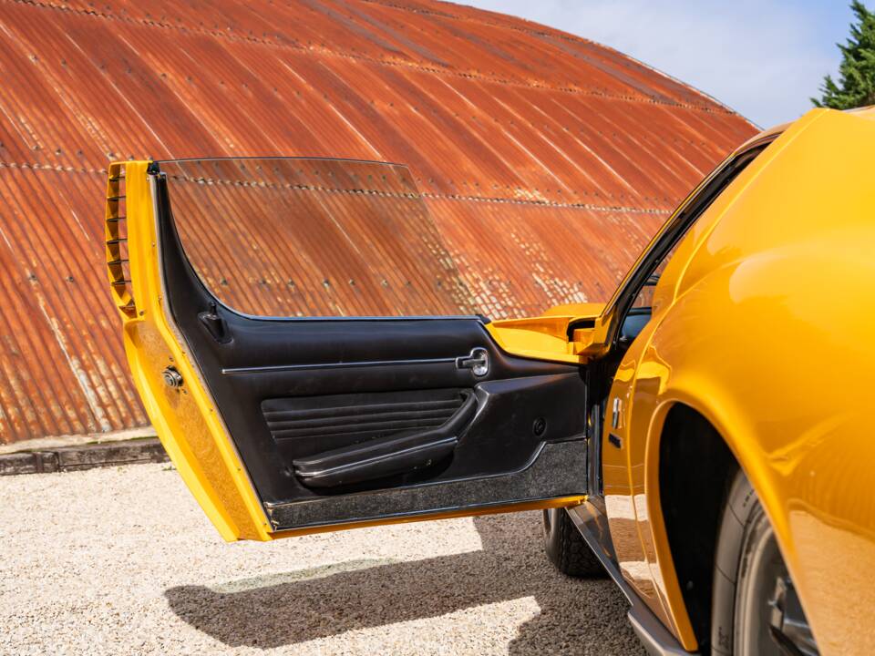 Afbeelding 15/56 van Lamborghini Miura P 400 S (1969)