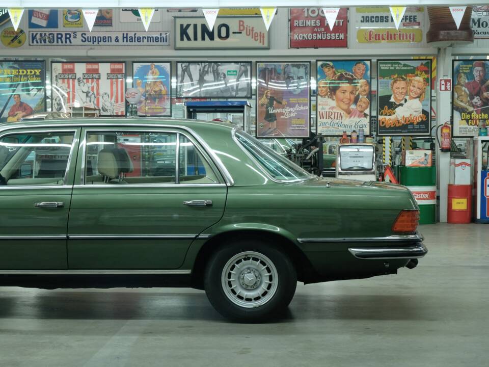 Image 5/50 de Mercedes-Benz 450 SEL 6,9 (1975)