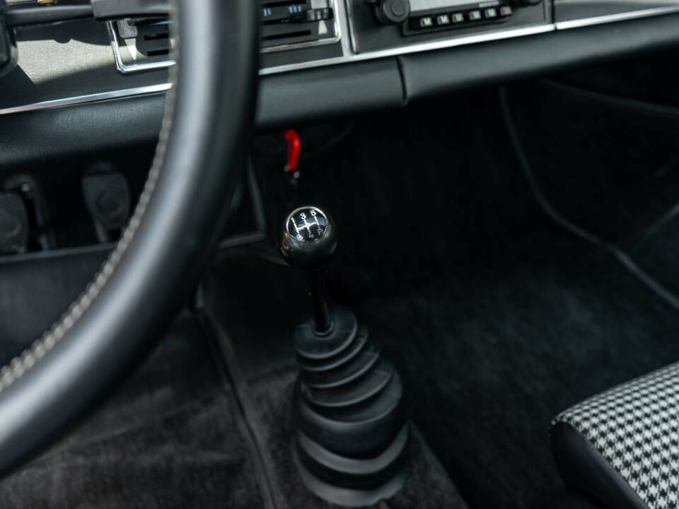 Bild 23/29 von Porsche 911 2.4 E &quot;Ölklappe&quot; (1972)