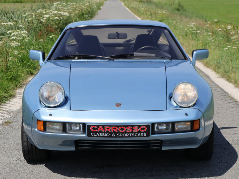 Image 6/42 de Porsche 928 (1979)