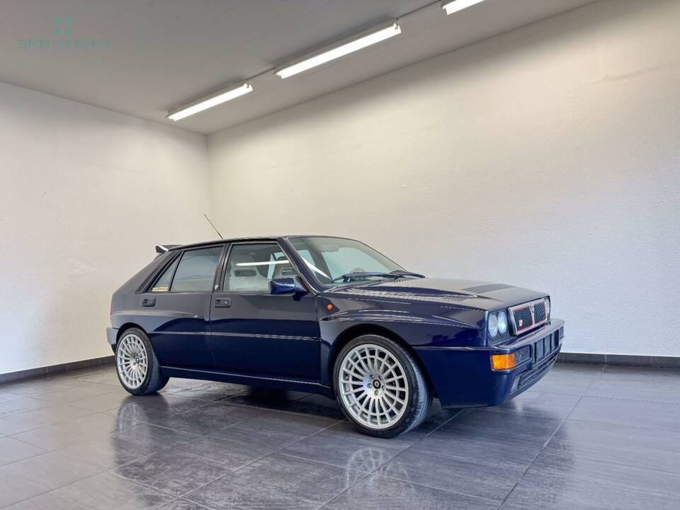 Immagine 2/66 di Lancia Delta HF Integrale Evoluzione II (1993)