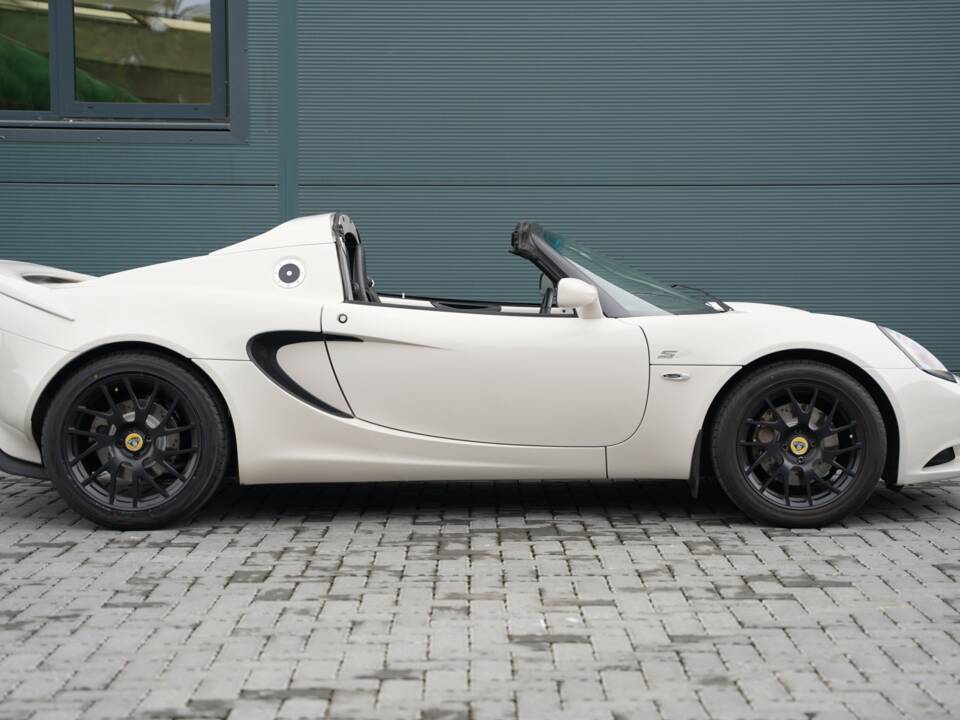 Image 3/50 of Lotus Elise Sport 220 (2016)