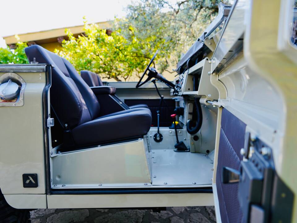Bild 95/100 von Land Rover 88 (1968)