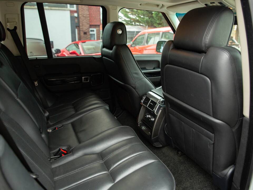 Image 10/32 of Land Rover Range Rover Westminster TDV8 (2012)