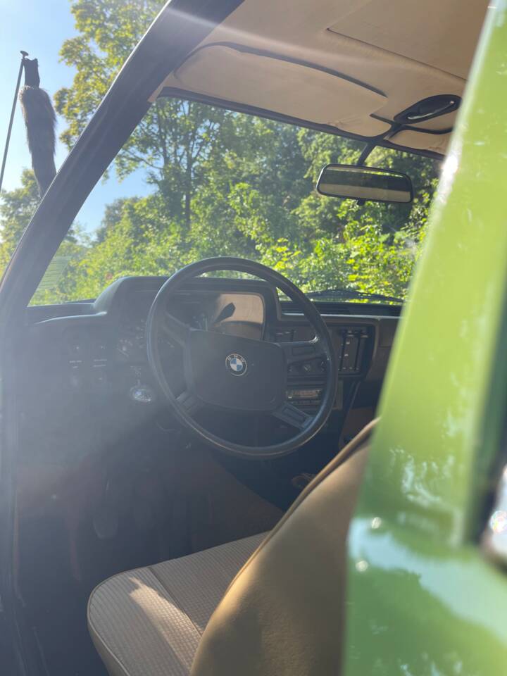 Bild 21/55 von BMW 318 (1978)