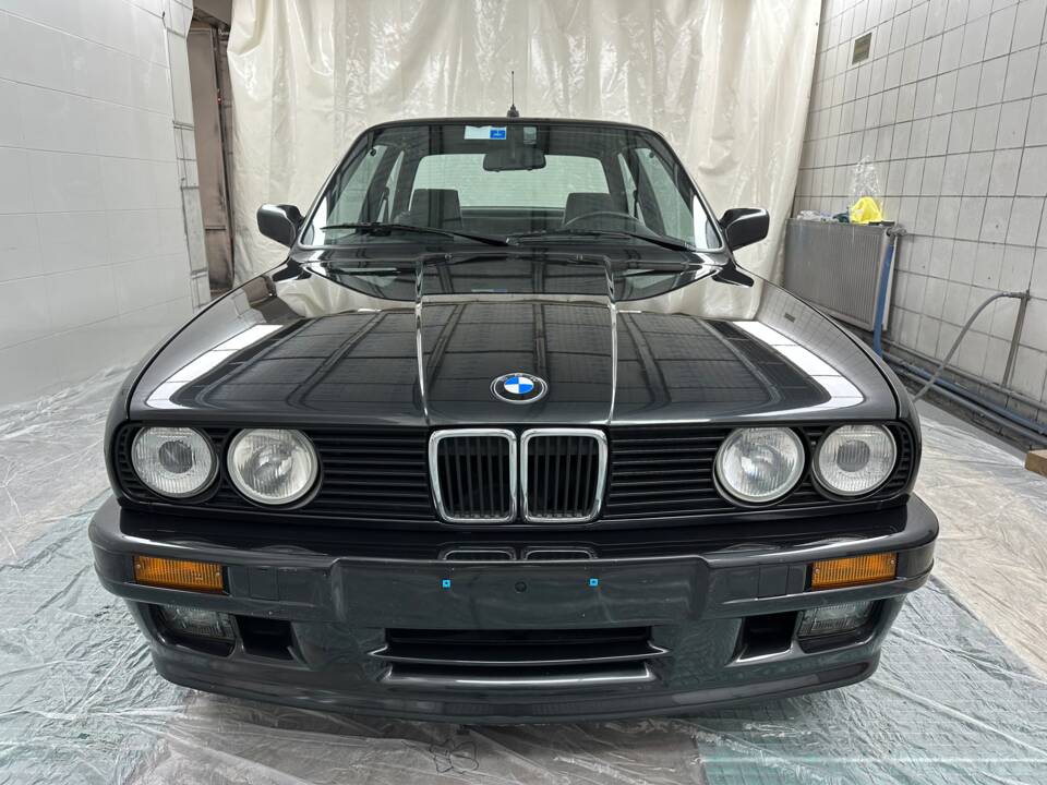 Bild 3/32 von BMW 320is (1988)