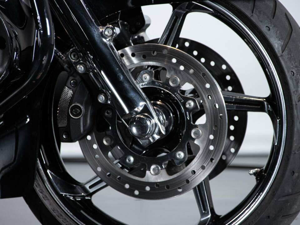 Bild 41/50 von Harley-Davidson DUMMY (2015)