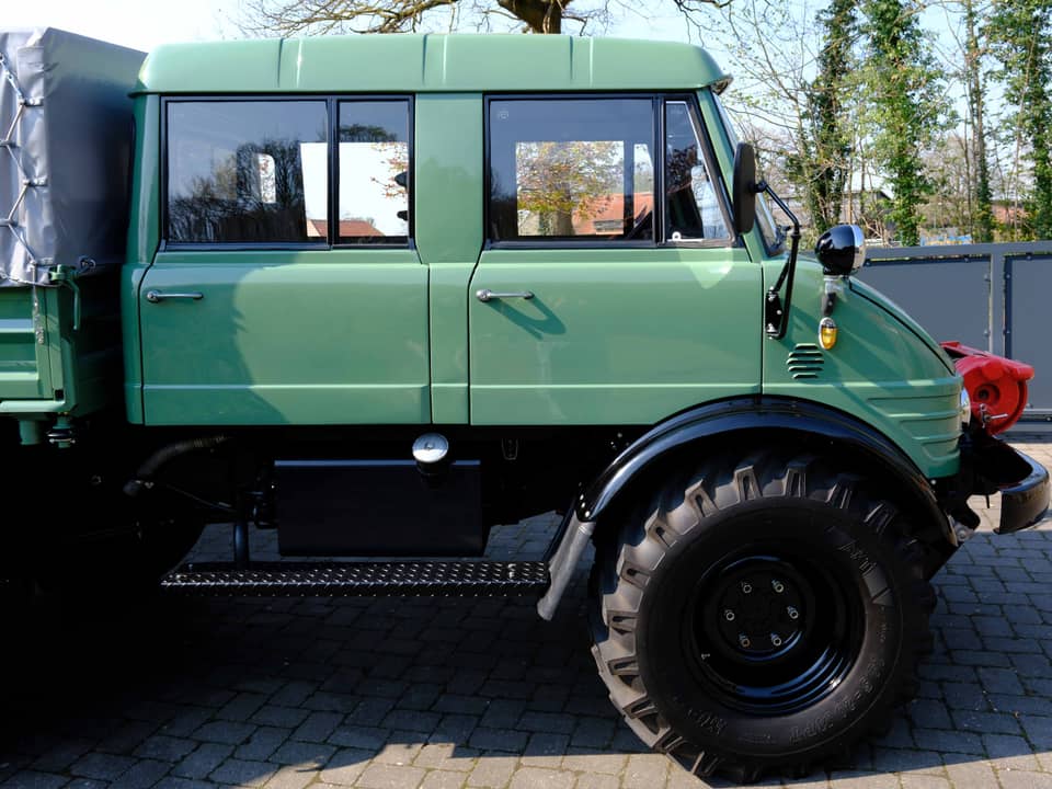 Image 2/91 of Mercedes-Benz Unimog 416 (1971)