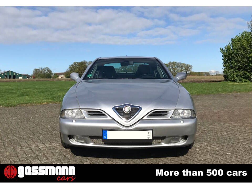 Immagine 2/10 di Alfa Romeo 166 2.5i V6 24V (2002)