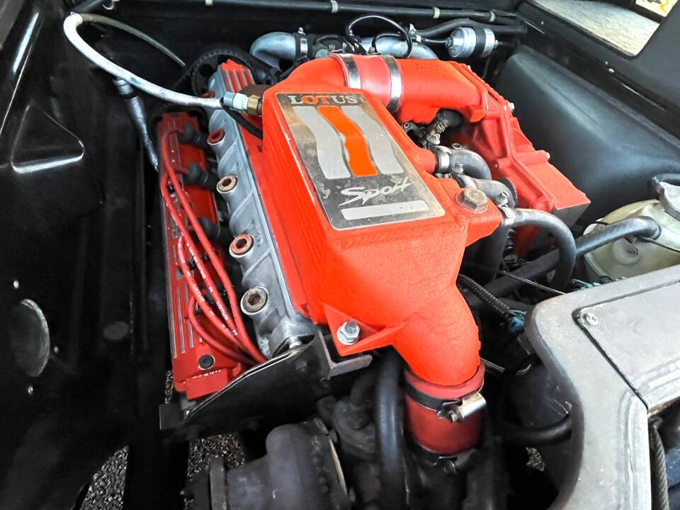 Image 12/14 of Lotus Esprit S4s (1995)