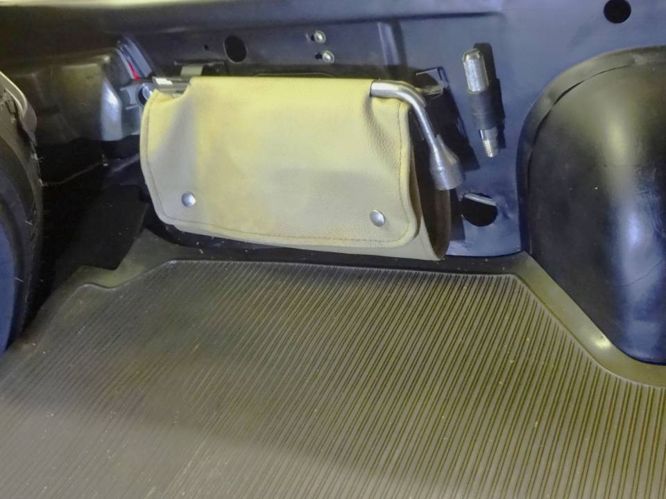 Image 16/49 of Mercedes-Benz 300 SEL (1968)