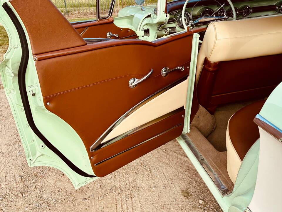 Immagine 14/31 di Pontiac Star Chief (1958)