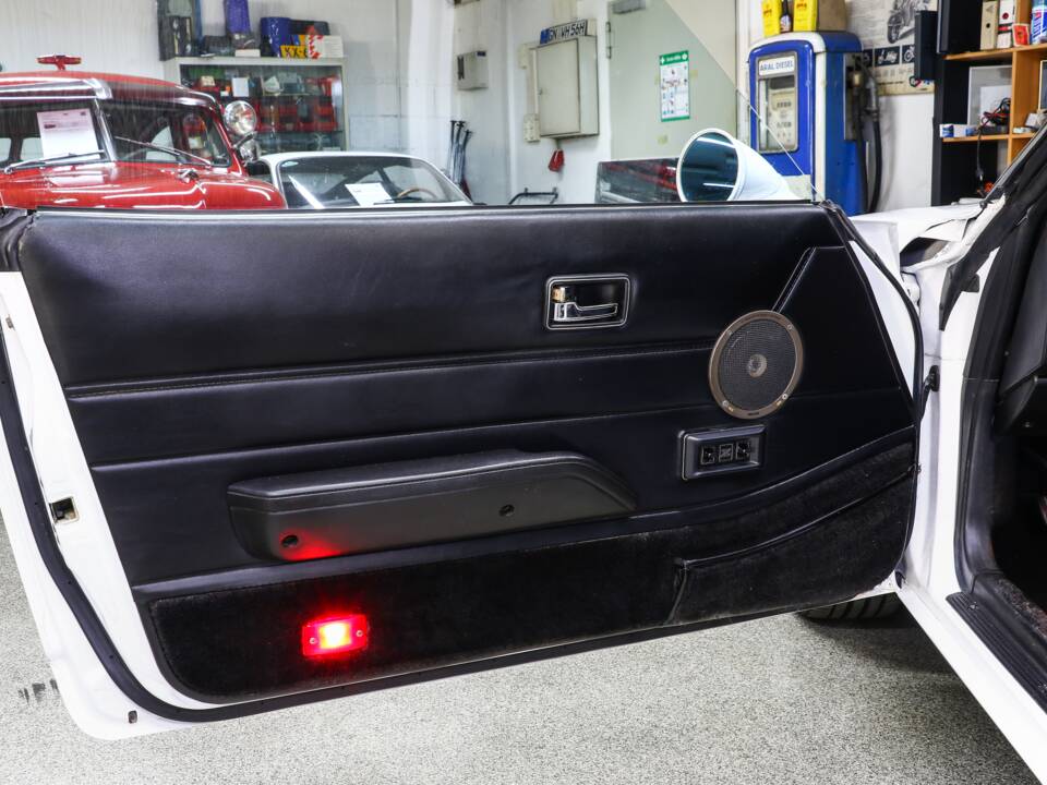 Bild 24/25 von Datsun 280 ZXT Turbo (1983)