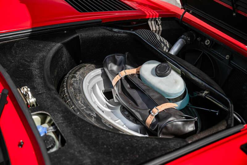 Image 47/50 of Ferrari 208 GTB Turbo (1985)