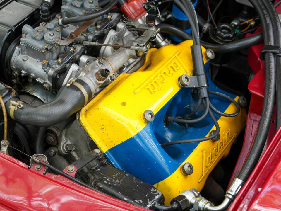 Image 13/36 of Lancia Fulvia Coupe HF 1.6 (1971)