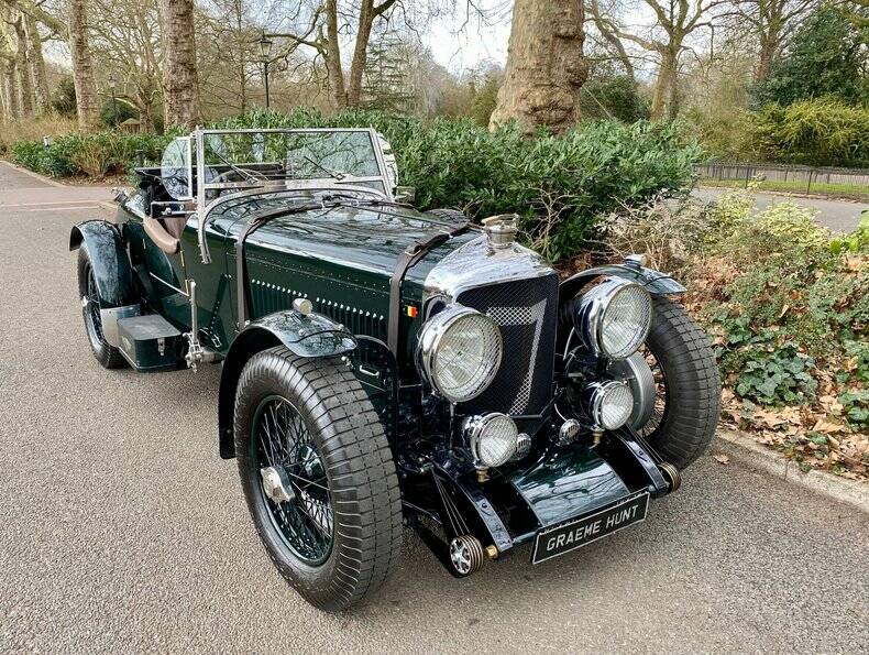 Image 15/50 of Bentley Mk VI Straight Eight B81 Special (1951)