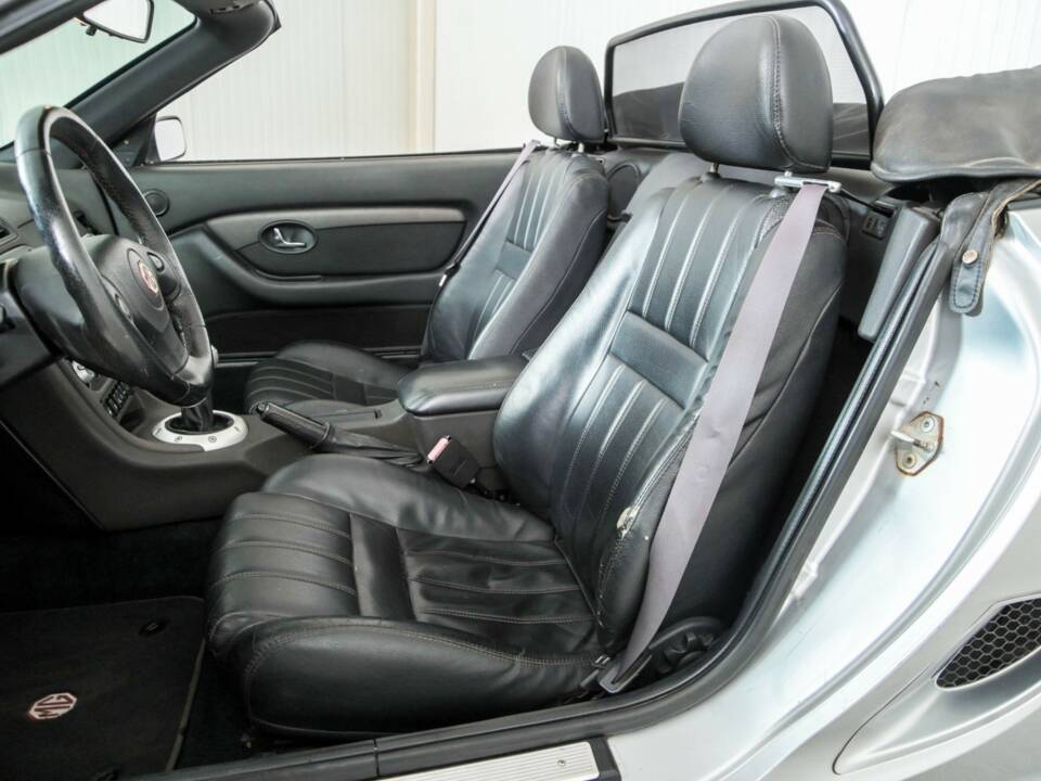 Immagine 15/50 di MG TF 135 (2004)